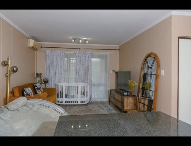 2 BEDROOM APARTMENT FOR SALE IN WESTVILLE
